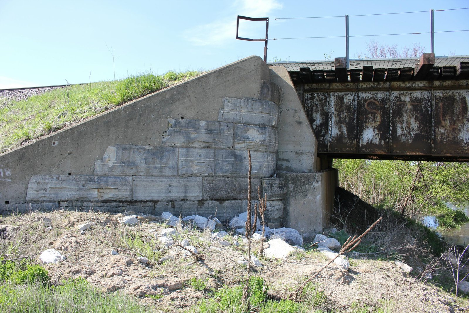 West abutment